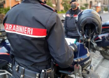 In auto con una pistola sotto il sedile: 22enne di Ponticelli arrestato