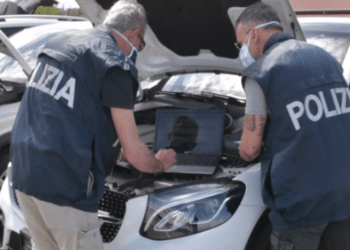 Da San Marino auto di lusso clonate per non pagare l’IVA: 25 denunce della Polstrada