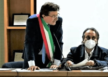 Orta di Atella, crisi in consiglio comunale: il sindaco prova a tenere unita la maggioranza