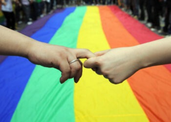 Oggi, 17 Maggio, giornata contro l’omofobia, la bifobia e la transfobia