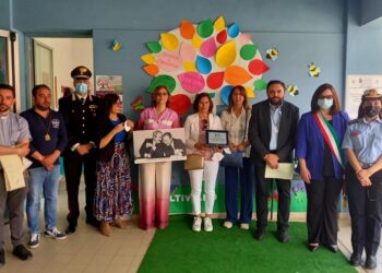 Istituto Comprensivo Basile Don Milani di Parete: Il ricordo e la memoria di Giovanni Falcone (Foto)