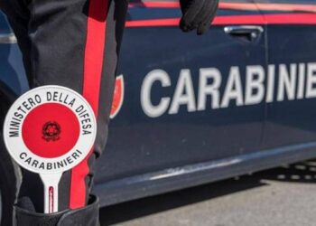 Frattaminore, tentata rapina in un negozio armato di ascia: 40 enne arrestato