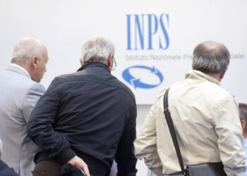 Pensioni, a luglio bonus da 200 euro più quattordicesima: chi ne ha diritto