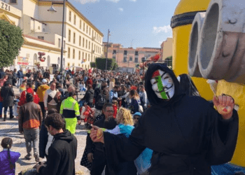Maddaloni, la città in maschera. Prende il via il Carnevale maddalonese