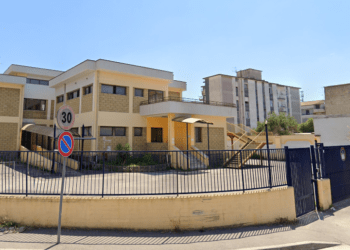 Manca l’acqua: il sindaco di Aversa chiude la scuola