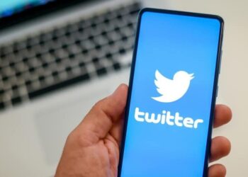 Twitter testa nuova funzionalità: allunga i ‘post’ e diventa (quasi) come FB