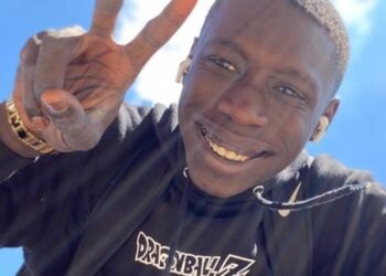 Khaby Lame nuovo re di TikTok: E il più seguito al mondo con 142,4 milioni di follower