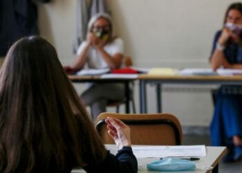 Esami di terza media e maturità senza mascherina: solo raccomandata, la decisione del Governo