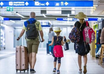 Estate 2022, vacanze più brevi e low cost per 27 milioni di italiani