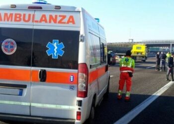 Tragico incidente lungo la strada statale 7 bis di Terra di Lavoro: un morto e due feriti