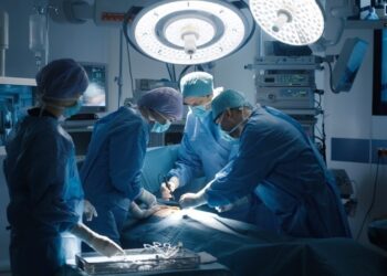 Al Policlinico Federico II di Napoli, intervento record: asportato un tumore di 13 kg