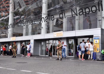 Aeroporto di Capodichino, torna la Zona a Traffico Controllato: Multe da 300 euro ai trasgressori