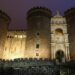 Maschio Angioino, palcoscenico unico e una versatile scena teatrale sotto il cielo settembrino