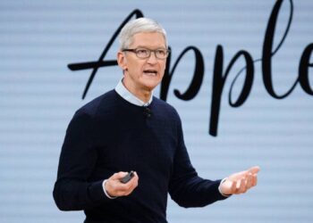 Tim Cook, Ceo di Apple, sarà a Napoli alla Federico II: laurea honoris causa per il manager