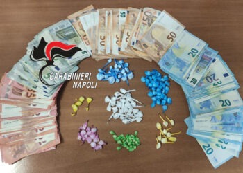 Brusciano, 3 pusher scoperti a vendere droga in strada nel complesso popolare “Ex lege 219”