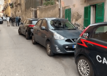 Portici, morto operaio 59enne: è caduto dal tetto di un palazzo