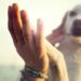 I cani rilevano il nostro stress annusandoci: studio condotto dall’Università di Belfast