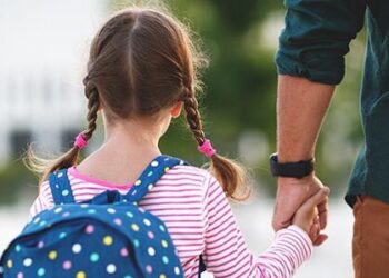 Bonus genitori separati, pubblicato decreto attuativo: come richiedere gli 800 euro