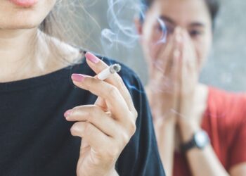 Il fumo passivo è in grado di avviare in 30 minuti una serie di meccanismi infiammatori