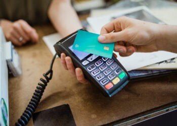 Niente più obbligo di Pos per i pagamenti sotto i 30 euro
