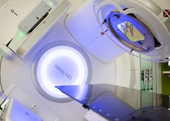 Tumori, nuova radioterapia con elettroni: riduce l’esposizione ai raggi, limitando così gli effetti collaterali