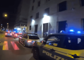 Blitz contro organizzazioni neonaziste nelle provincie di Napoli, Caserta e Avellino: 4 arresti (Video)