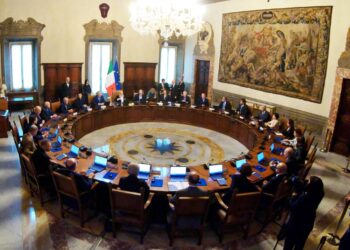 Approvato il Decreto Aiuti quater: tutte le misure, dal Superbonus al tetto contante