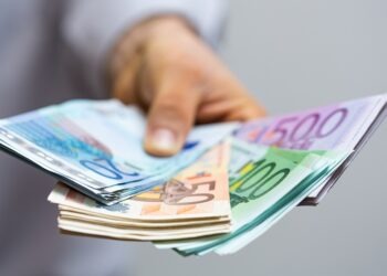 Tetto massimo ai pagamenti in contanti a 10 mila euro in tutti i Paesi dell’Unione europea