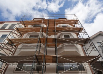 Bonus facciate e lavori non finiti: il termine ultimo oscilla fra il 2024 e il 2027