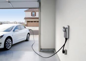 Acquisto colonnine di ricarica private per auto elettriche: sbloccato bonus dell’80%