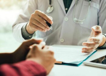 Tumore alla prostata, scoperto il meccanismo che lo può bloccare: studio di un gruppo di ricercatori italiani