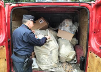 Aversa, trasporto illecito di rifiuti speciali, ancora sequestri e denunce