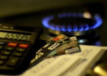 Bonus bollette per luce e gas: regole e nuova soglia Isee 2023