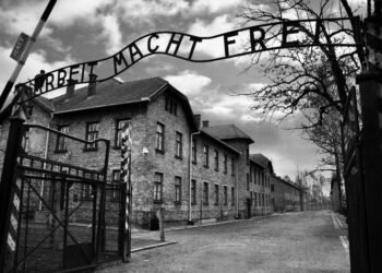 Giorno della Memoria 2023, ricordare, un dovere morale: Mai più l’orrore di Auschwitz