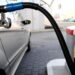 Carburanti, varata la norma trasparenza: Ogni distributore ha l’obbligo di esporre il prezzo medio