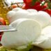 Mozzarella di Bufala Campana, la più amata dagli italiani: 9 su 10 l’hanno consumata nel 2022