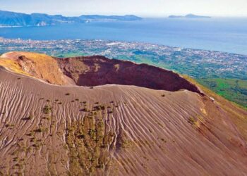 Napoli, nel 2022, boom di visitatori al cratere del Vesuvio e nel Parco archeologico di Ercolano