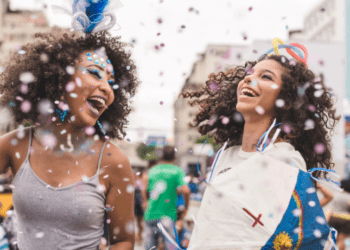 Scuole, vacanze di Carnevale 2023: il calendario di quando chiudono e riaprono