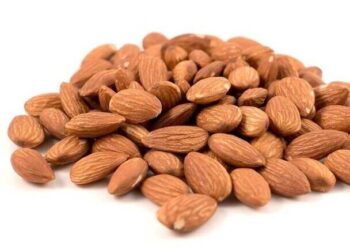 Allerta Ministero della Salute, richiamati lotti di mandorle sgusciate: presenza di aflatossine