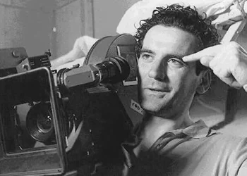 Massimo Troisi 29 anni dopo manca più che mai: il Mic celebra i 70 anni del “comico dei sentimenti”