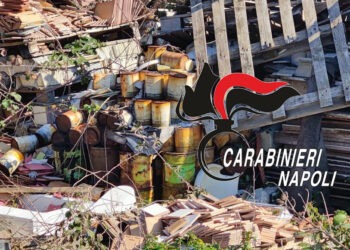 Pozzuoli, scoperta discarica abusiva vicina alla tangenziale: scatta il sequestro e 8 denunce