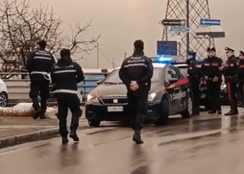 Agguato a Ponticelli. La vittima era un elemento di spicco del clan Veneruso-Rea, era stato scarcerato da poco