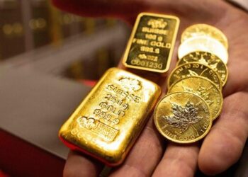 Oro, titoli di Stato e bitcoin, i beni rifugio più sicuri: quotazioni in rialzo con la crisi delle banche