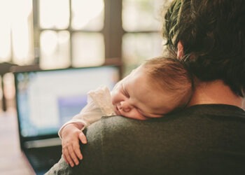 I diritti dei papà sul lavoro: no al licenziamento fino primo anno di vita del bambino