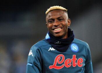 Infortunio per Viktor Osimhen: l’attaccante del Napoli salta la partita col Milan di domenica