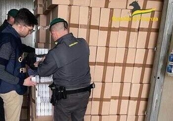 Boscoreale: sequestrate 1,3 tonnellate di sigarette di contrabbando dalla Gdf