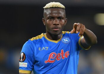 Napoli, la novità principale è il ritorno di Victor Osimhen, scorta a De Laurentiis per tensioni con gli ultras