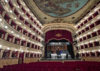 Napoli, il Teatro di San Carlo, dopo tre mesi di restauro, riapre al pubblico