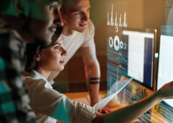 Lavoro, imprese a caccia di giovani talenti in campo tecnologico: ecco i profili più richiesti