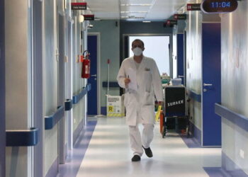 Fine dell’emergenza Covid, dal 30 aprile scadono le ultime restrizioni: ecco cosa cambia